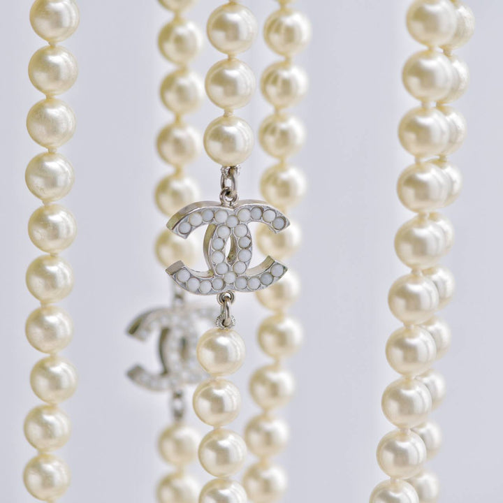 Preowned Chanel CC Collection Faux Pearl Necklace
