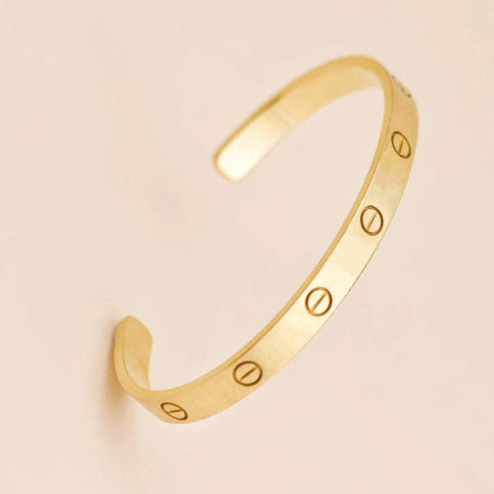 Second Hand Cartier Love Cuff 18K Yellow Gold Bracelet 