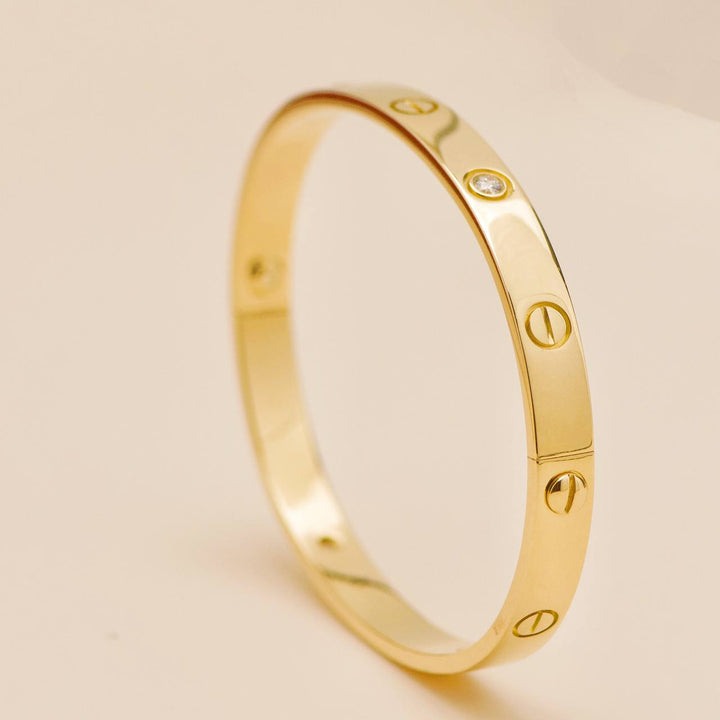 Used Cartier Love 4 Diamond 18K Yellow Gold Bracelet Size 18