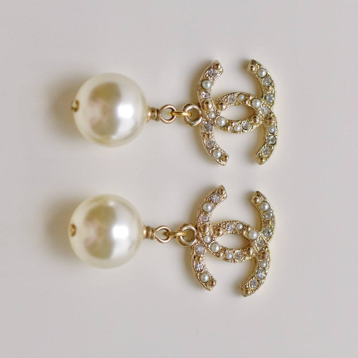 Preowned Chanel CC Collection Faux Pearl Crystal Earrings