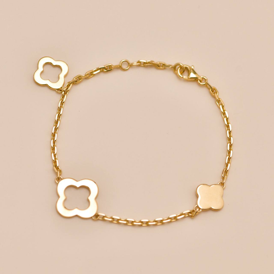 Used Van Cleef & Arpels Byzantine Alhambra 18K Yellow Gold Bracelet