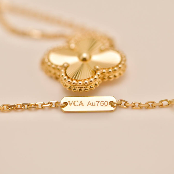 Second Hand Van Cleef Guilloché Vintage Alhambra 18K Yellow Gold Pendant