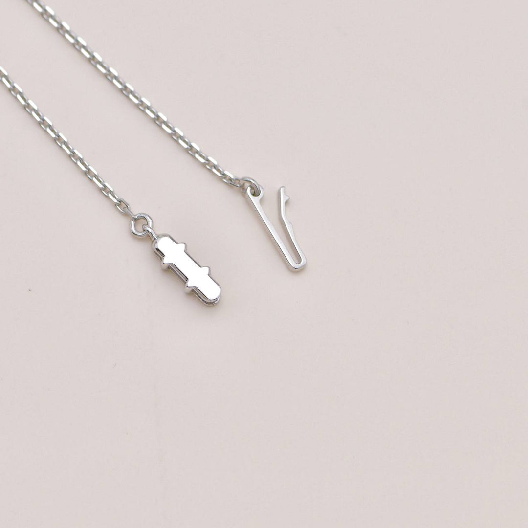 Second Hand Cartier Baiser Du Dragon Diamond 18K White Gold Necklace