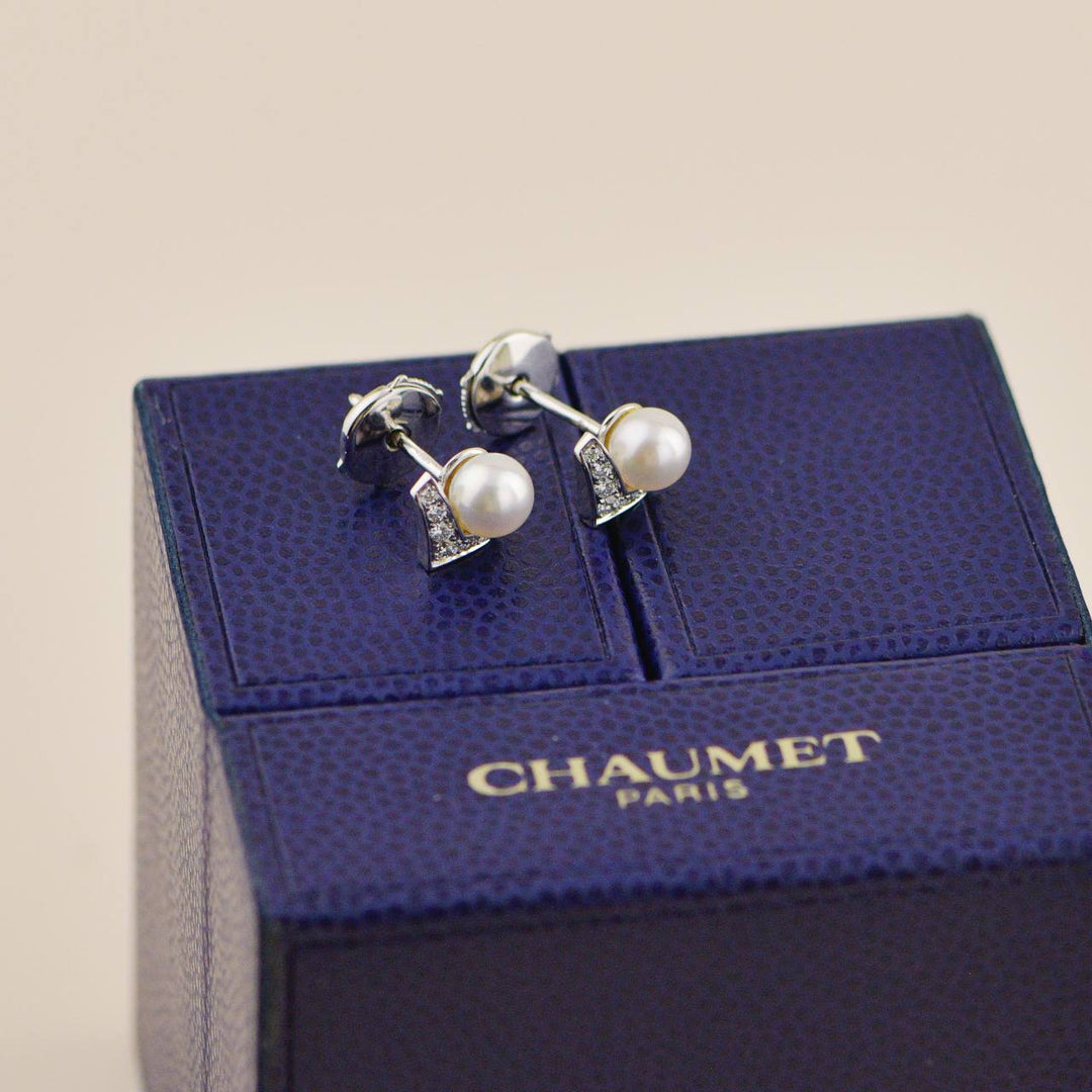 Used Chaumet Joséphine Aigrette de Pearls Diamond Earrings