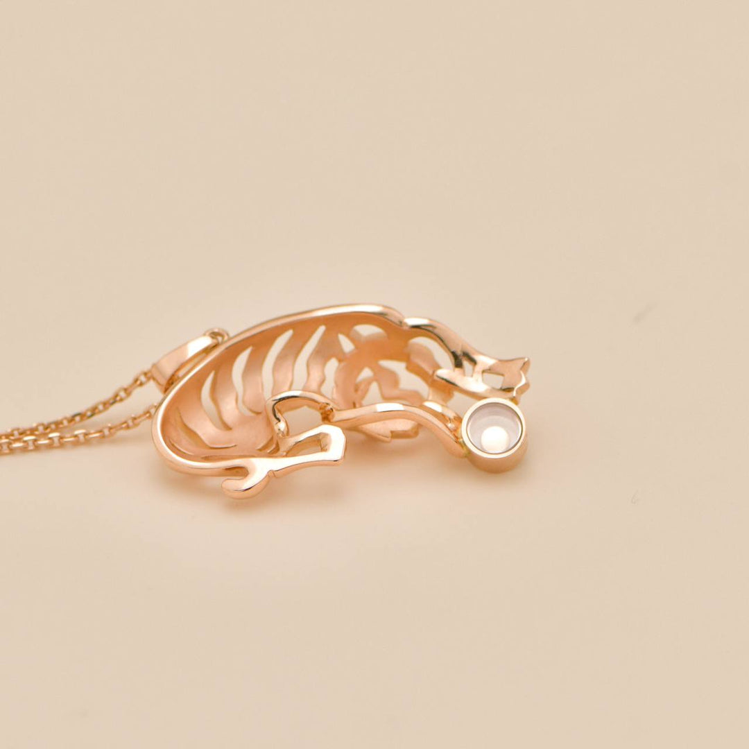 Second Hand Chopard Happy Diamond Animals World 18K Gold Pendant Necklace