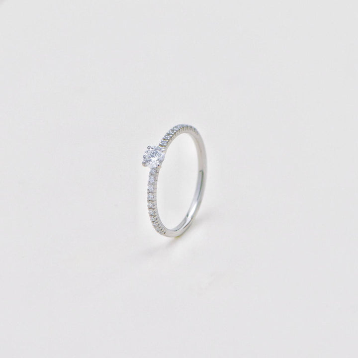 Second Hand Cartier Etincelle de Cartier Solitaire Diamond Platinum Ring