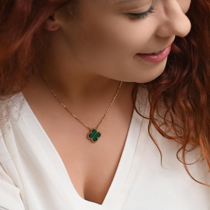 Van Cleef & Arpels Vintage Alhambra Malachite Pendant Necklace 18K Yellow Gold