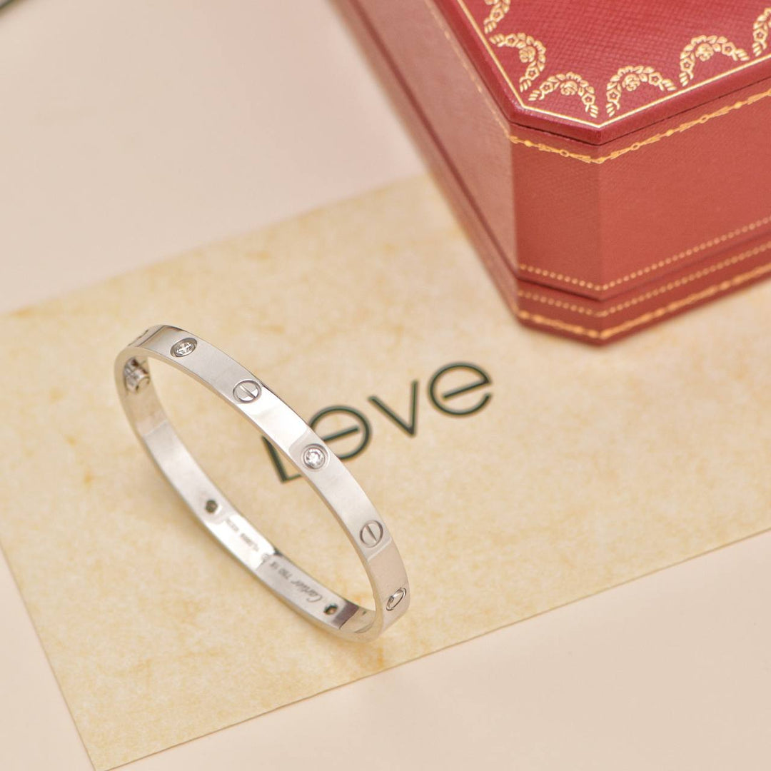 Preloved Authentic Full set Cartier Love 4 Diamond Bracelet 18K White Gold 