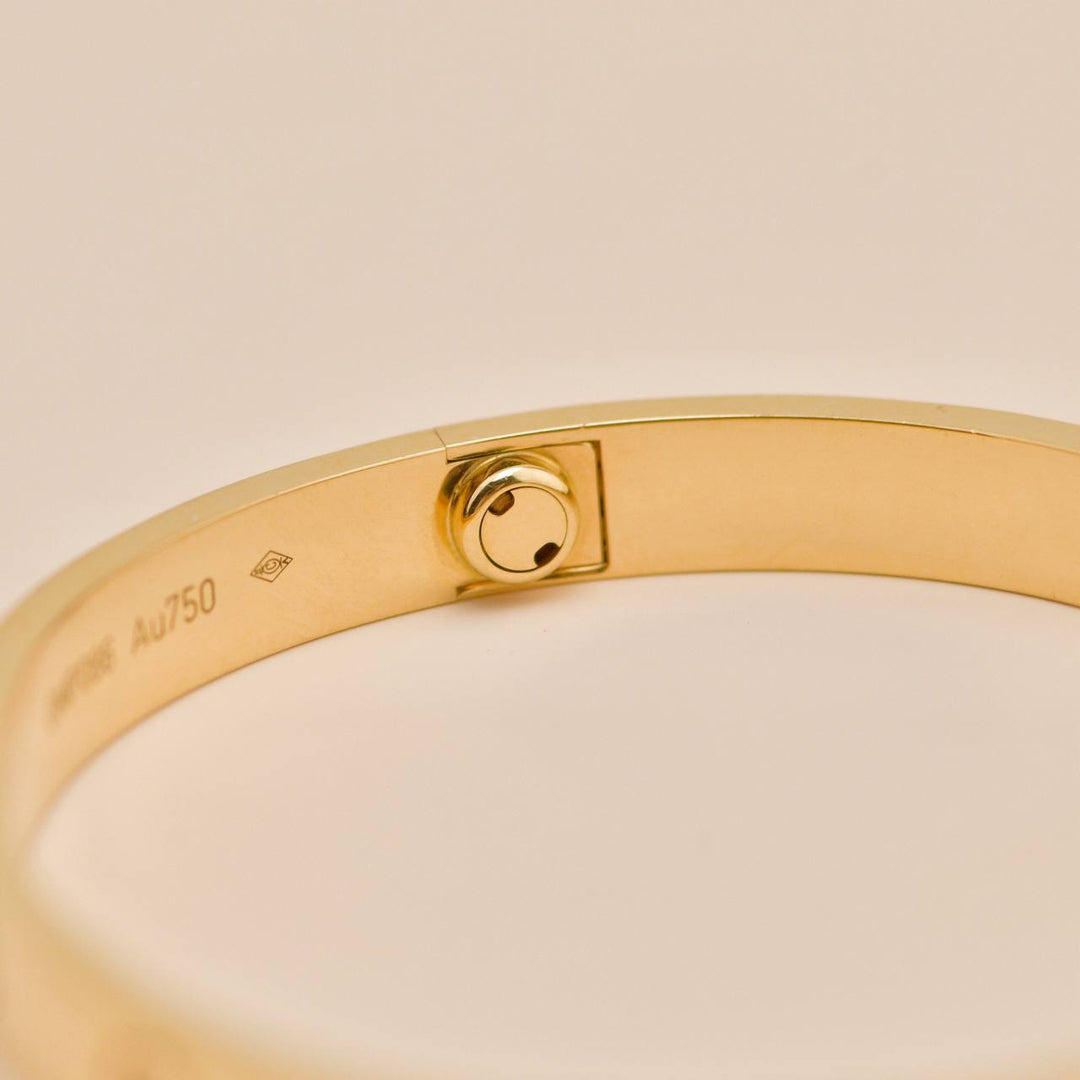 Preloved Authentic Full Set Cartier Love Classic Model Bracelet 18K Yellow Gold Size 17 