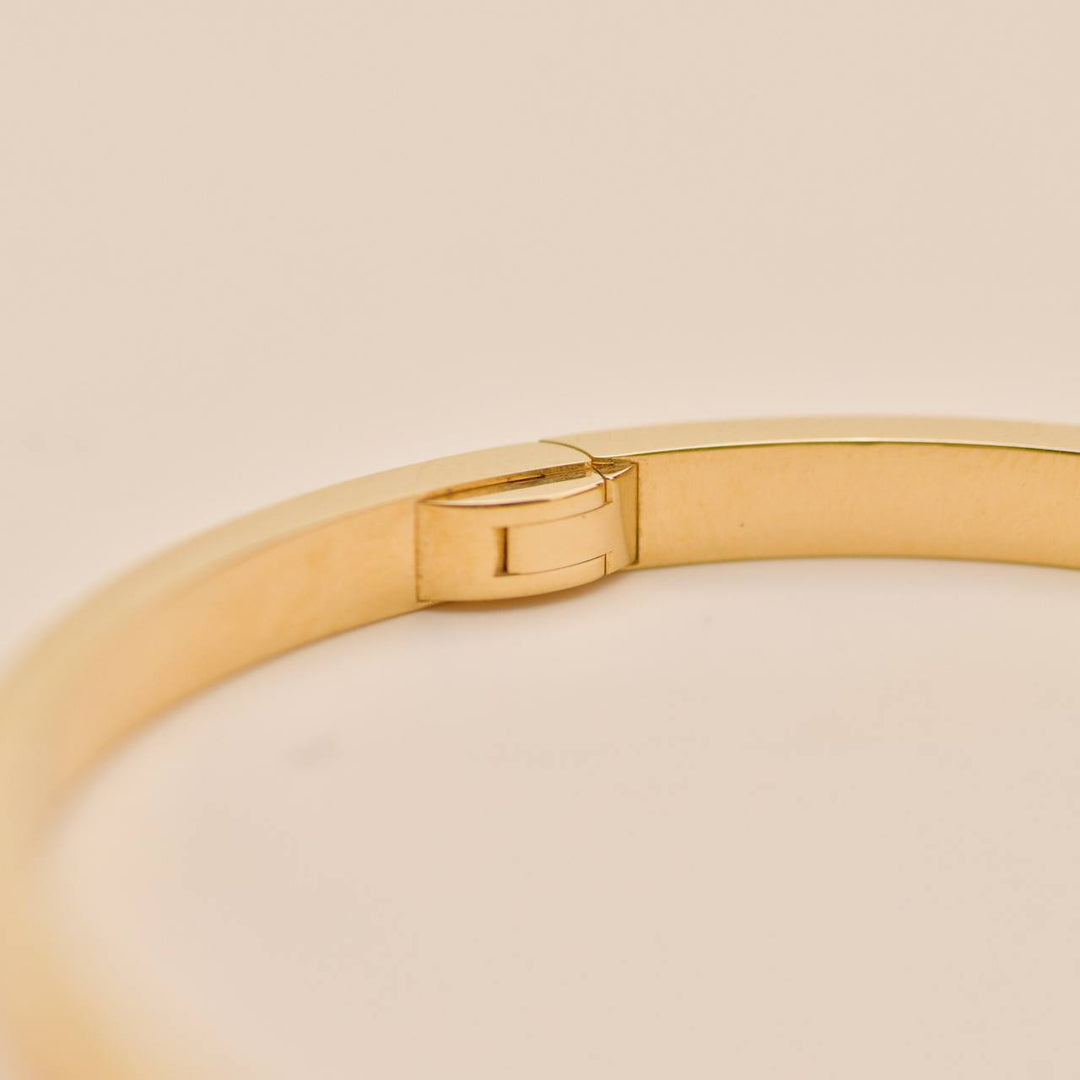 Used Authentic Full set Cartier Love Small Model Bracelet Size 17 18K Yellow Gold