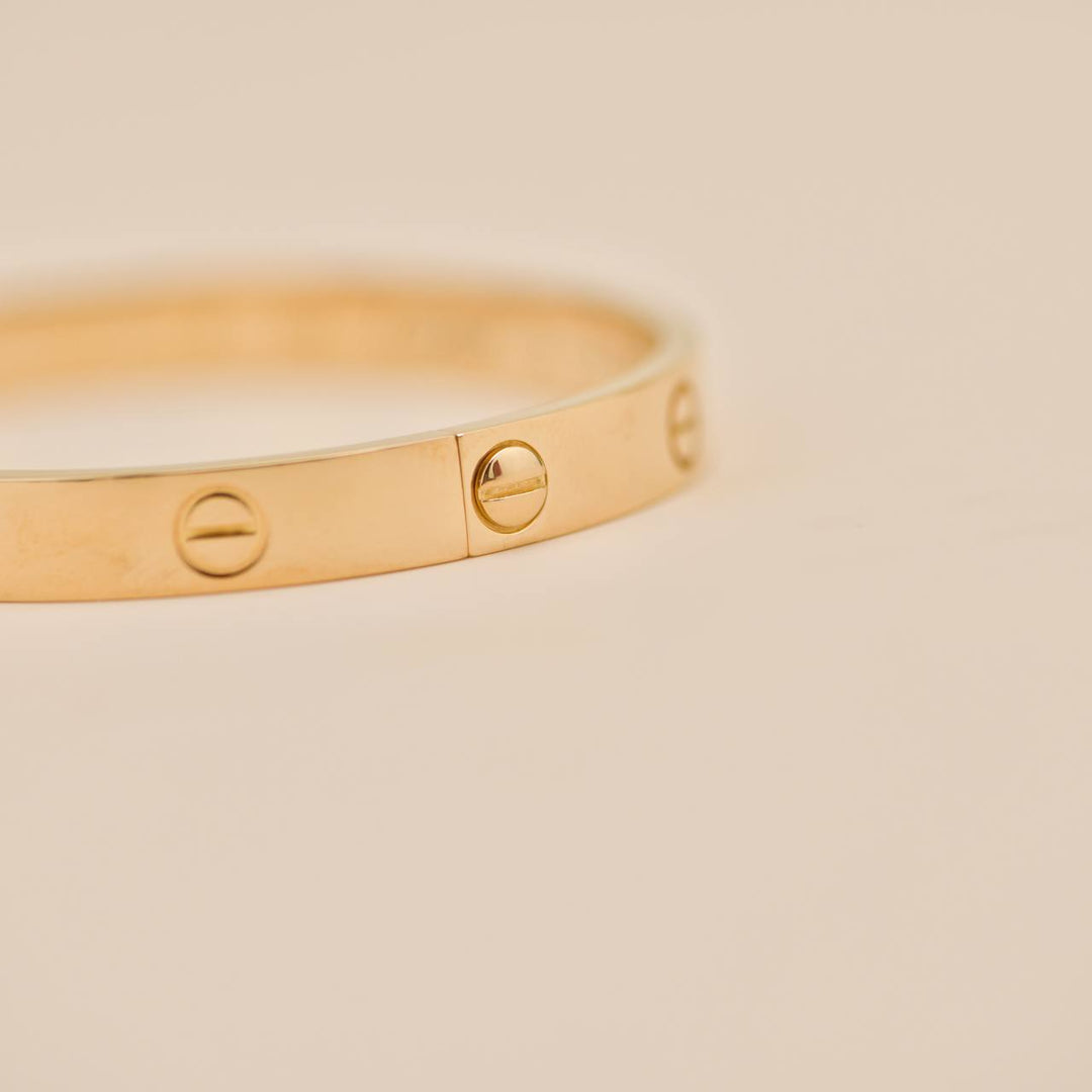 Preowned Authentic Full Set Cartier Love Classic Model Bracelet 18K Yellow Gold Size 17