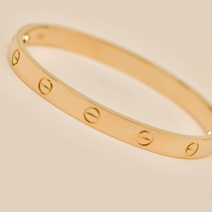 Preloved Authentic Full Set Cartier Love Classic Model Bracelet 18K Yellow Gold Size 17