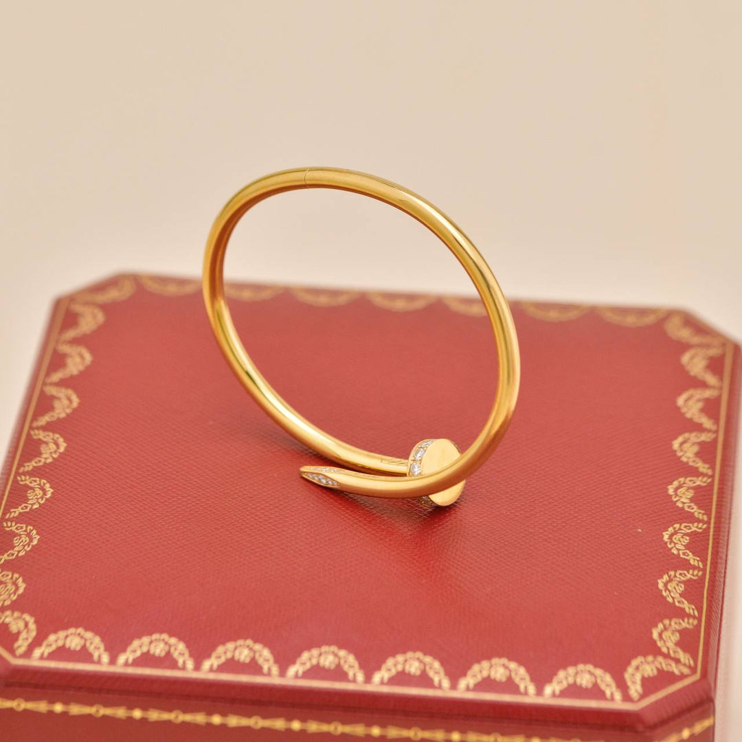 Second Hand Authentic Full Set Cartier Juste un Clou Classic Model Size 17 Diamonds 18K Yellow Gold