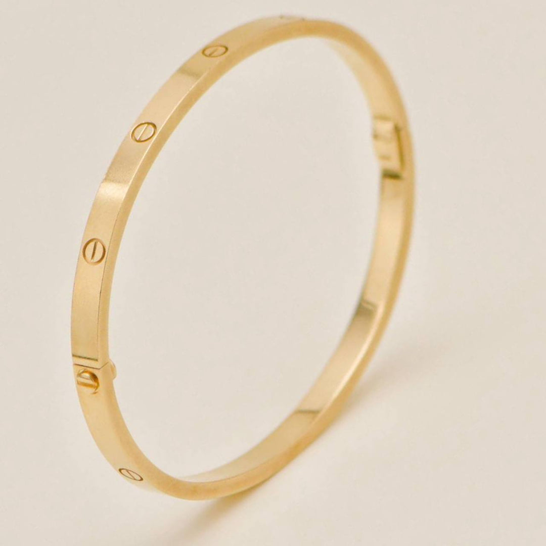 Preowned Authentic Full set Cartier Love Small Model Bracelet 18K Yellow Gold Size 17