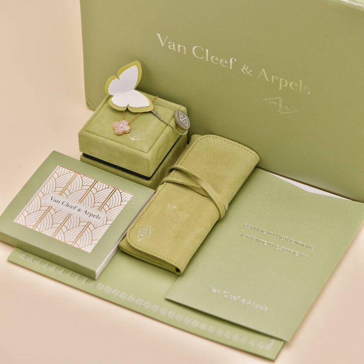 Brand New Authentic Full Set VCA 2025 Holiday Pendant Pink Mother of Pearl 18K Rose Gold