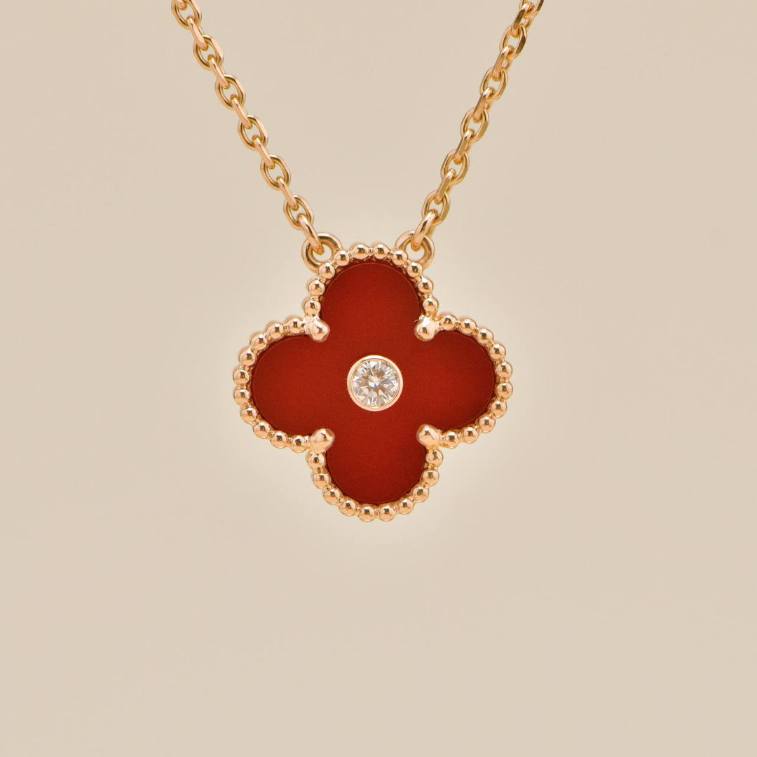 Used Authentic Full Set Van Cleef & Arpels 2011 Holiday Pendant Carnelian Diamond 18K Rose Gold