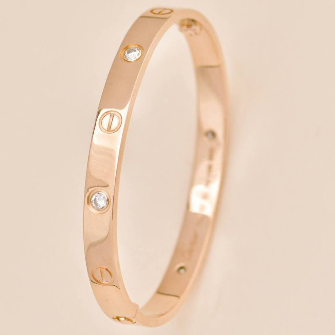Preowned Authentic Full Set Cartier Love Classic Model Bracelet 4 Diamond 18K Rose Gold Size 17