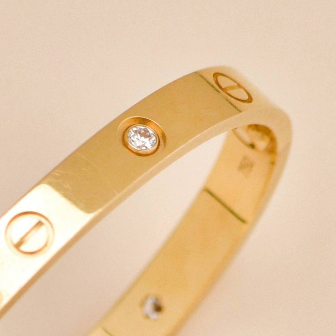 Second Hand Cartier Love 4 Diamond Classic Model Bracelet Size 17 18K Yellow Gold
