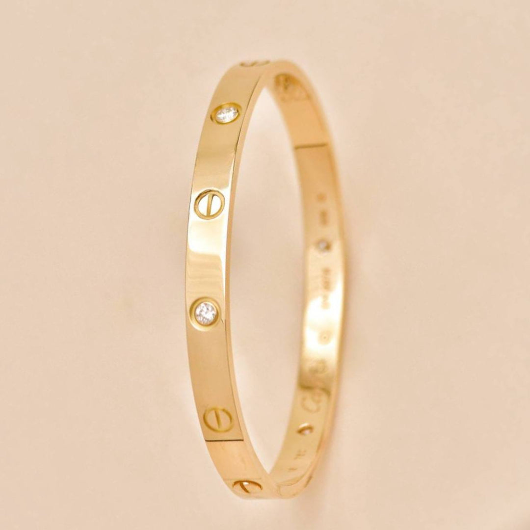 Preloved Cartier Love 4 Diamond Classic Model Bracelet Size 18 18K Yellow Gold