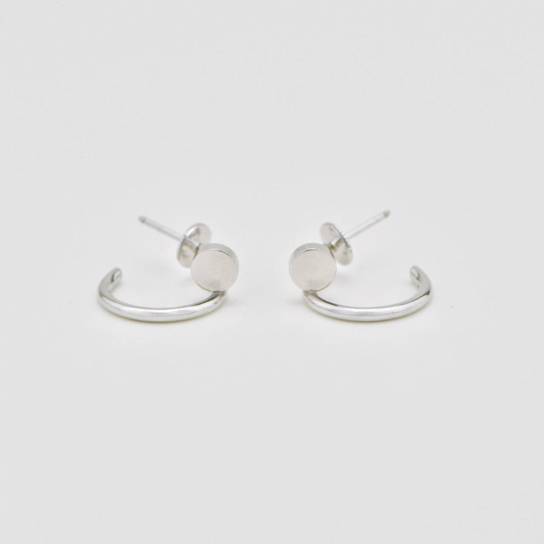 Second Hand Cartier Juste un Clou Earrings Small Model 18K White Gold