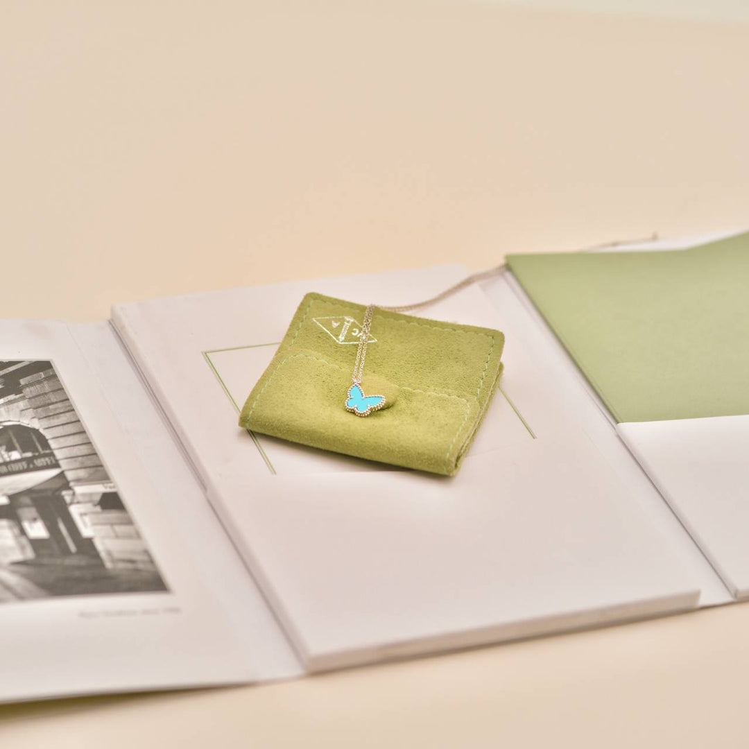 Preowned Authentic Full Set Van Cleef 18K White Gold Sweet Alhambra pendant Necklace