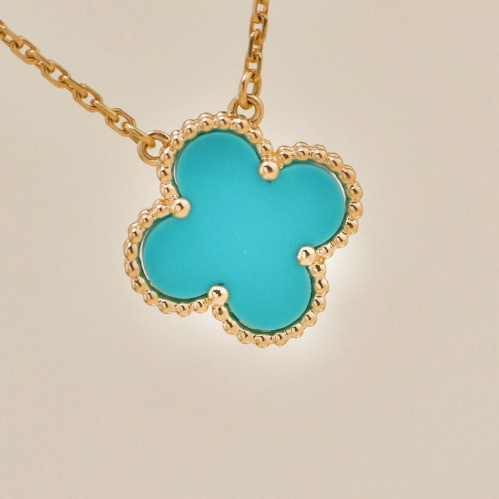 Authentic Preloved Van Cleef & Arpels Vintage Alhambra Pendant Necklace Turquoise 18K Yellow Gold