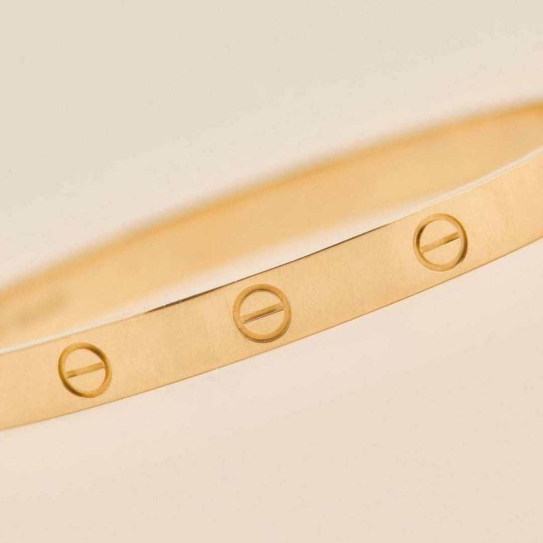 Authentic Second Hand Cartier Love Classic Model 18K Yellow Gold Bracelet Size 19