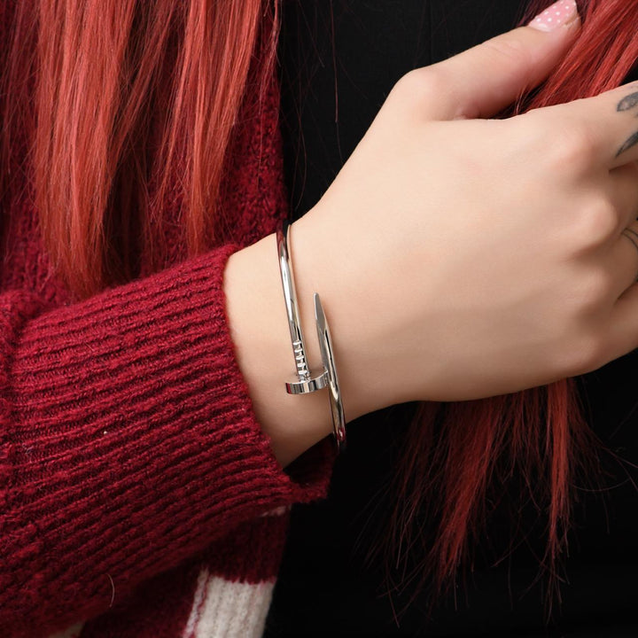 Second Hand Authentic Cartier Juste un Clou bracelet in 18K white gold classic model size 17