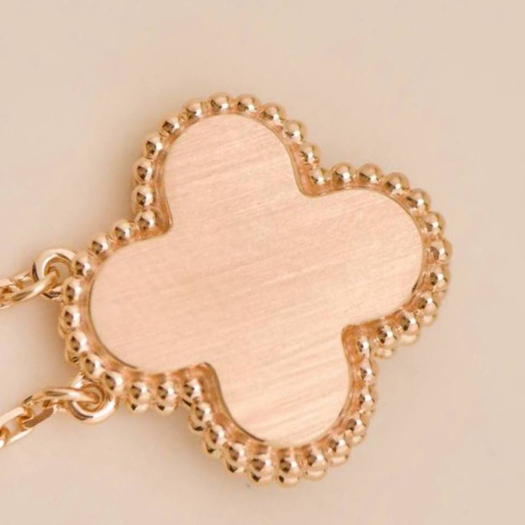 Brand New VCA 2025 Holiday Pendant Necklace