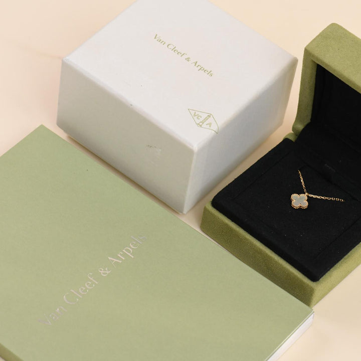 Preloved Authentic Full set Van Cleef Arpels Sweet Alhambra Necklace Mother of Pearl 18K Yellow Gold