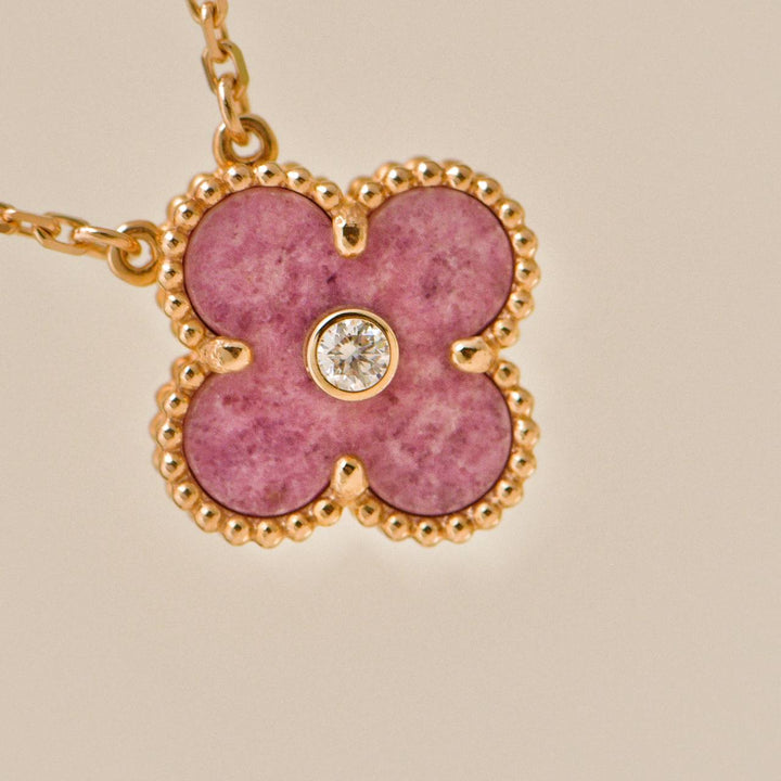 Authentic Van Cleef Alhambra 2021 Holiday Pendant Rhodonite Diamond 18K Rose Gold