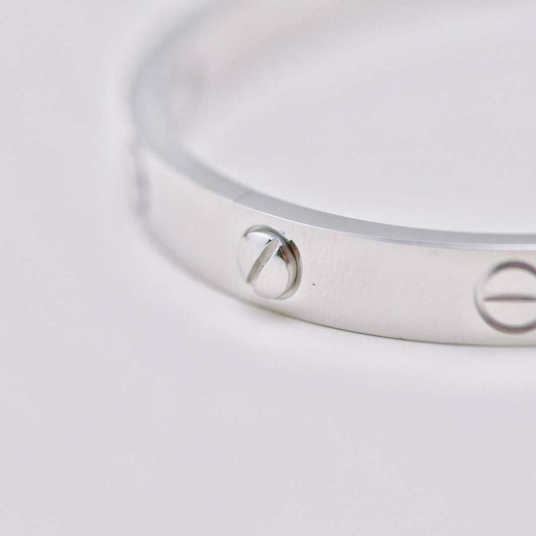 Second Hand Authentic Cartier Love 4 Diamond Classic Model Bracelet 18K White Gold  Size 17