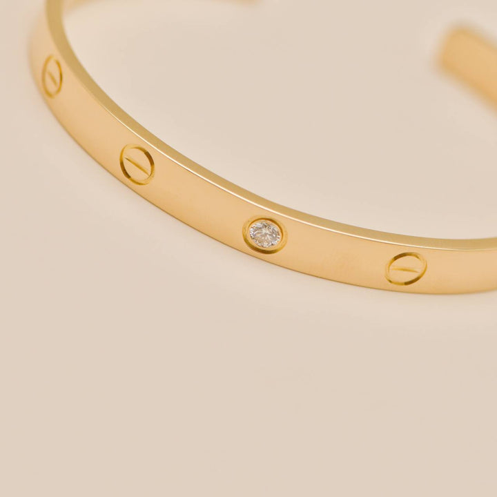 Authentic Cartier Love Cuff Bracelet One Diamond 18K Yellow Gold Size 18