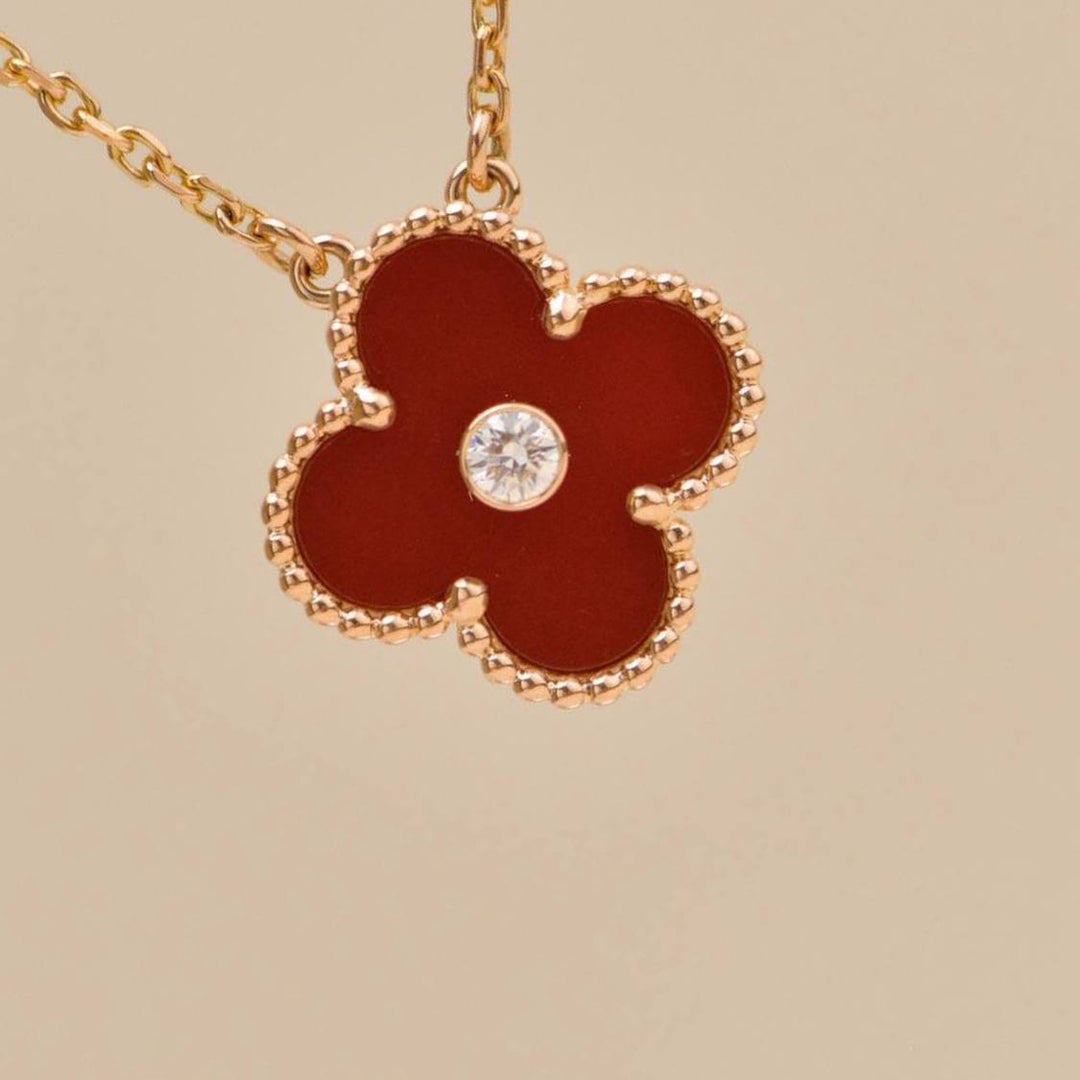 Authentic Van Cleef & Arpels Alhambra 2011 Holiday Pendant Carnelian Diamond 18K Rose Gold
