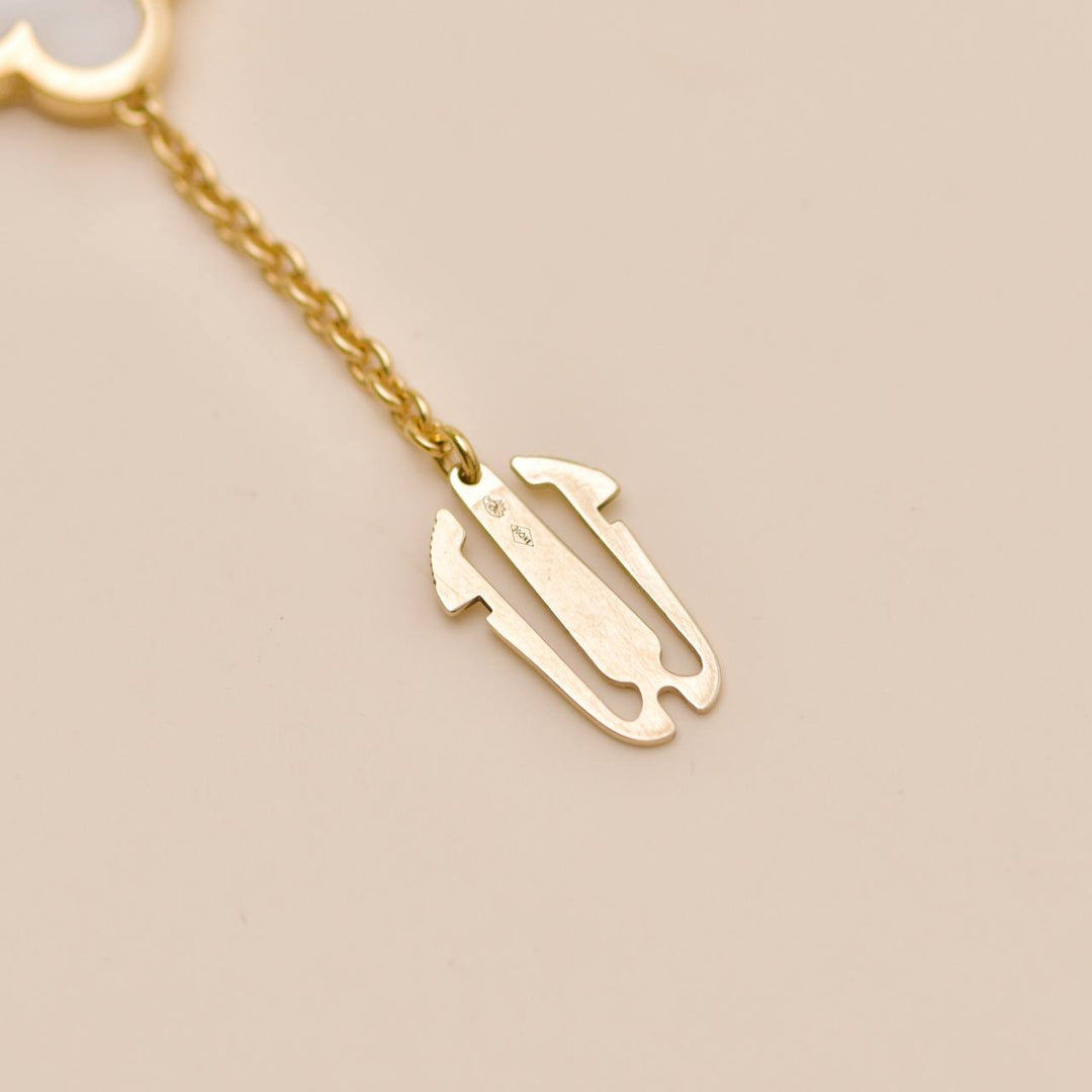 Second Hand VCA Pure Alhambra Bracelet Mother of Pearl 18K Yellow Gold