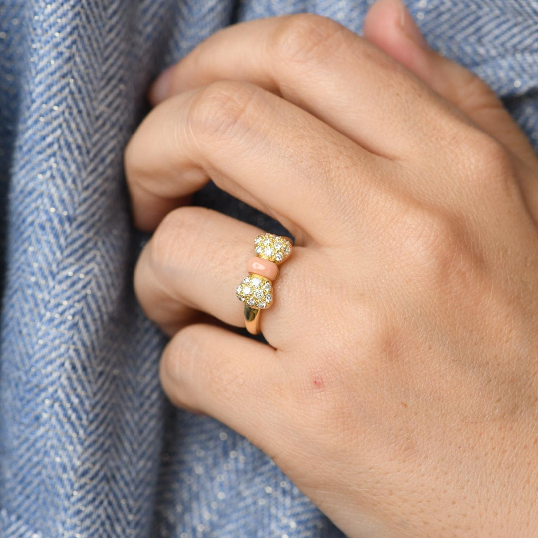 Authentic Van Cleef & Arpels Coral Diamond Bow Ring 18K Yellow Gold Size 50