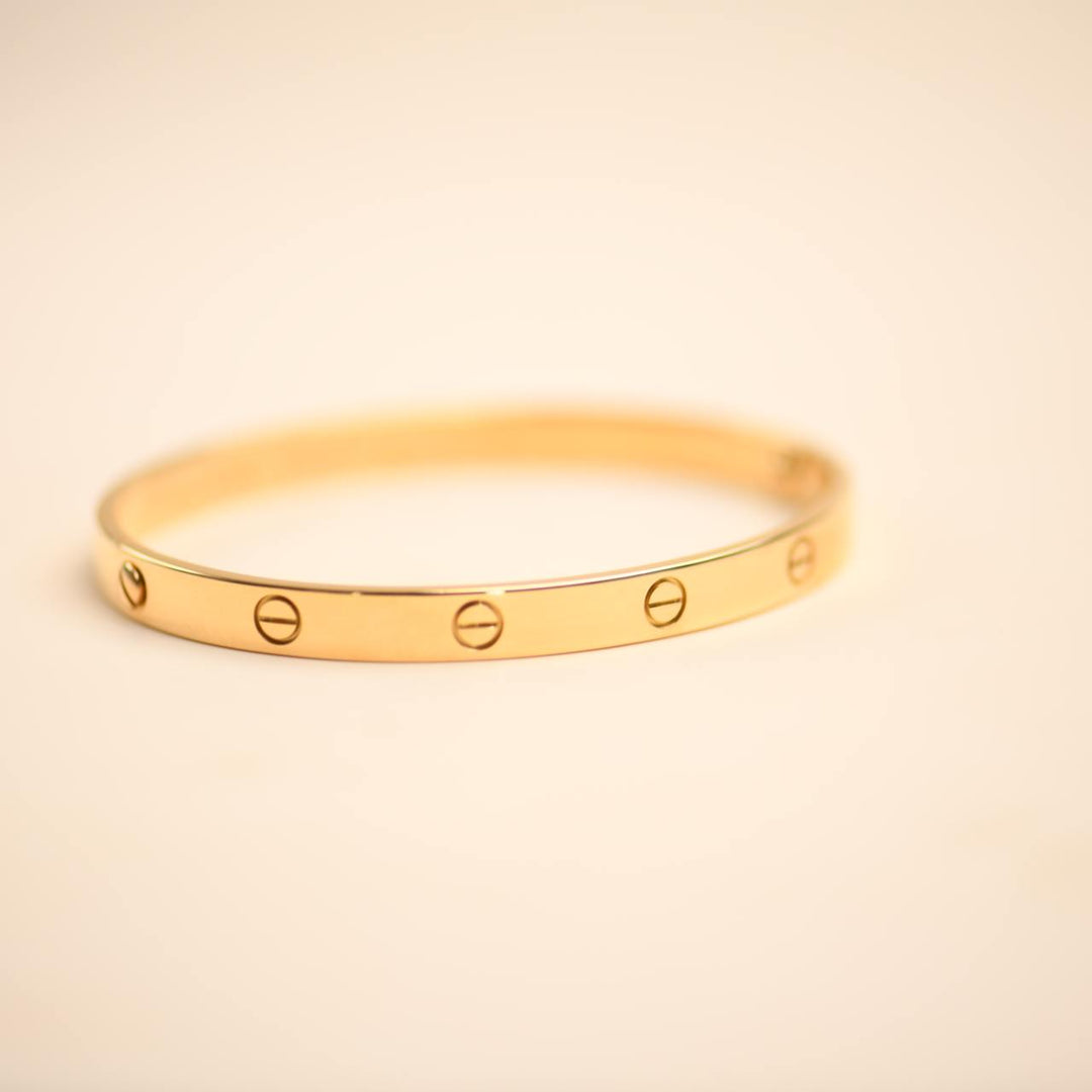 Preowned Cartier Love 18K Yellow Gold Bracelet 