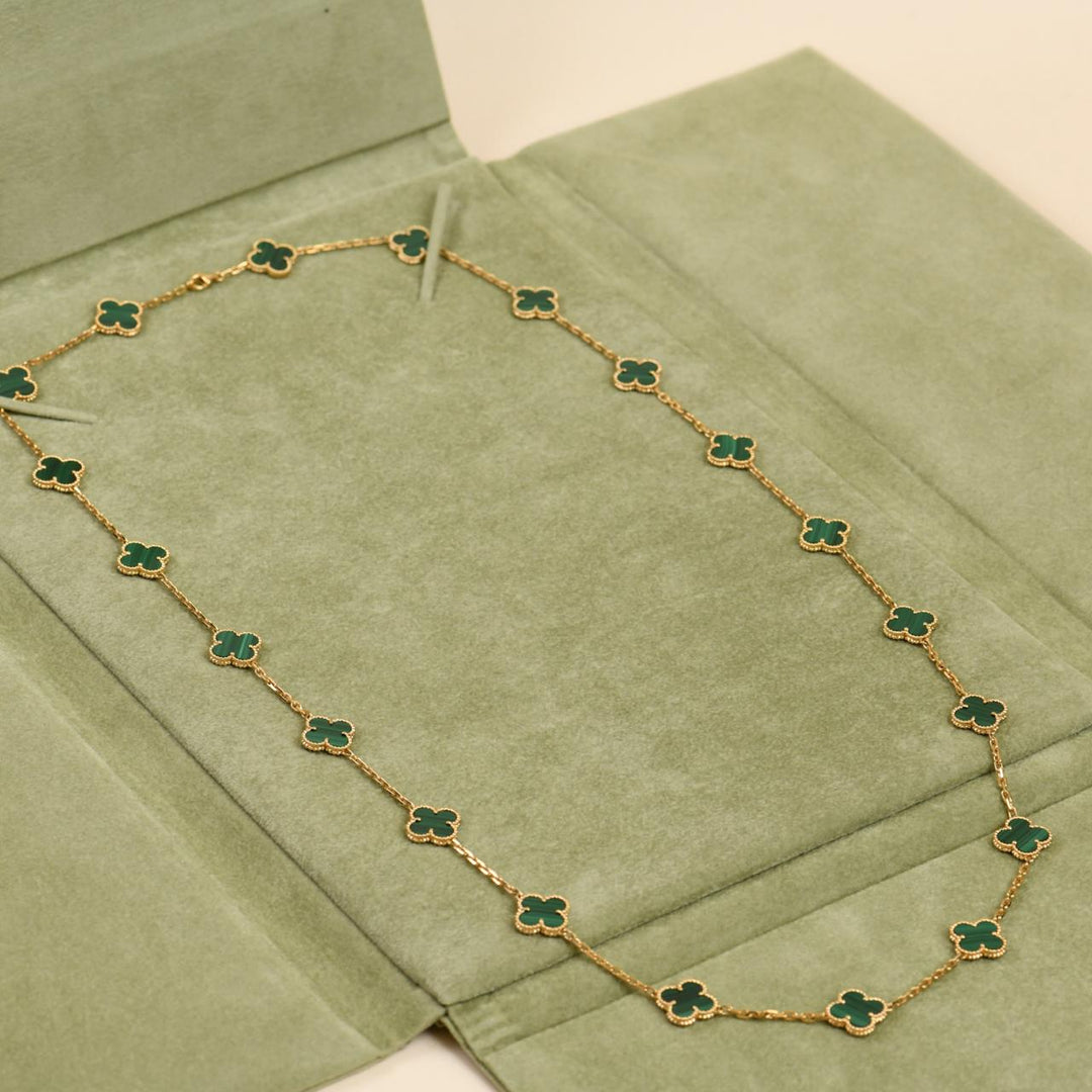 Authentic Van Cleef & Arpels Vintage Alhambra Malachite 20 Motif Necklace