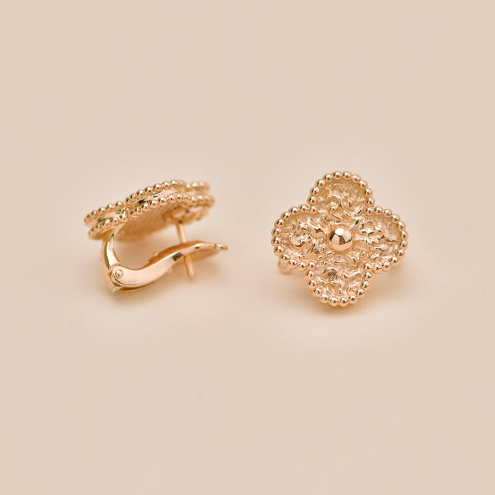 Second Hand Authentic Full set Van Cleef & Arpels Vintage Alhambra Hammered Earrings