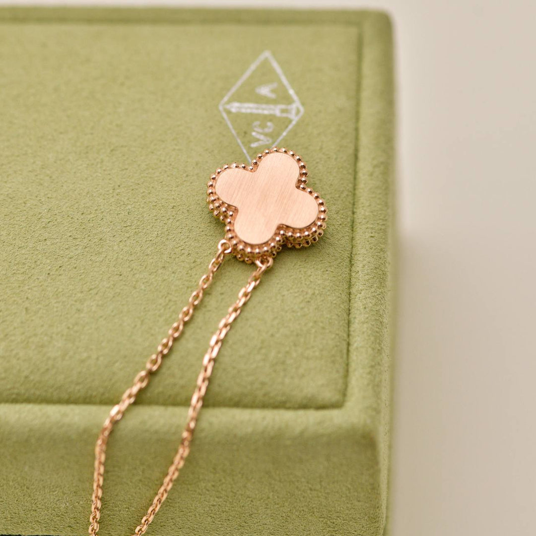 Van Cleef & Arpels 2025 Holiday Pendant Pink Mother of Pearl 18K Rose Gold