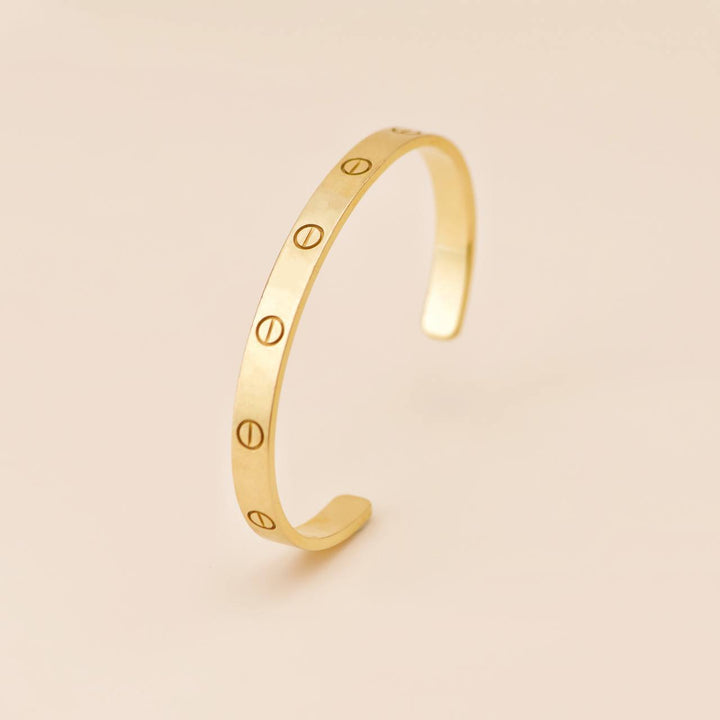 Used Authentic Full set Cartier Love Cuff 18K Yellow Gold Size 18