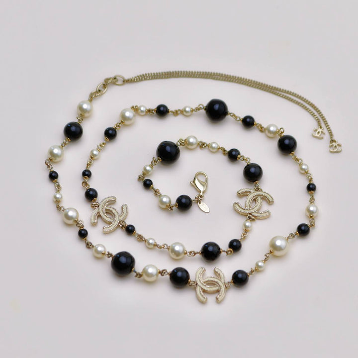 Used Authentic Chanel CC Faux Pearl & Black Beads Baroque Sautoir Necklace