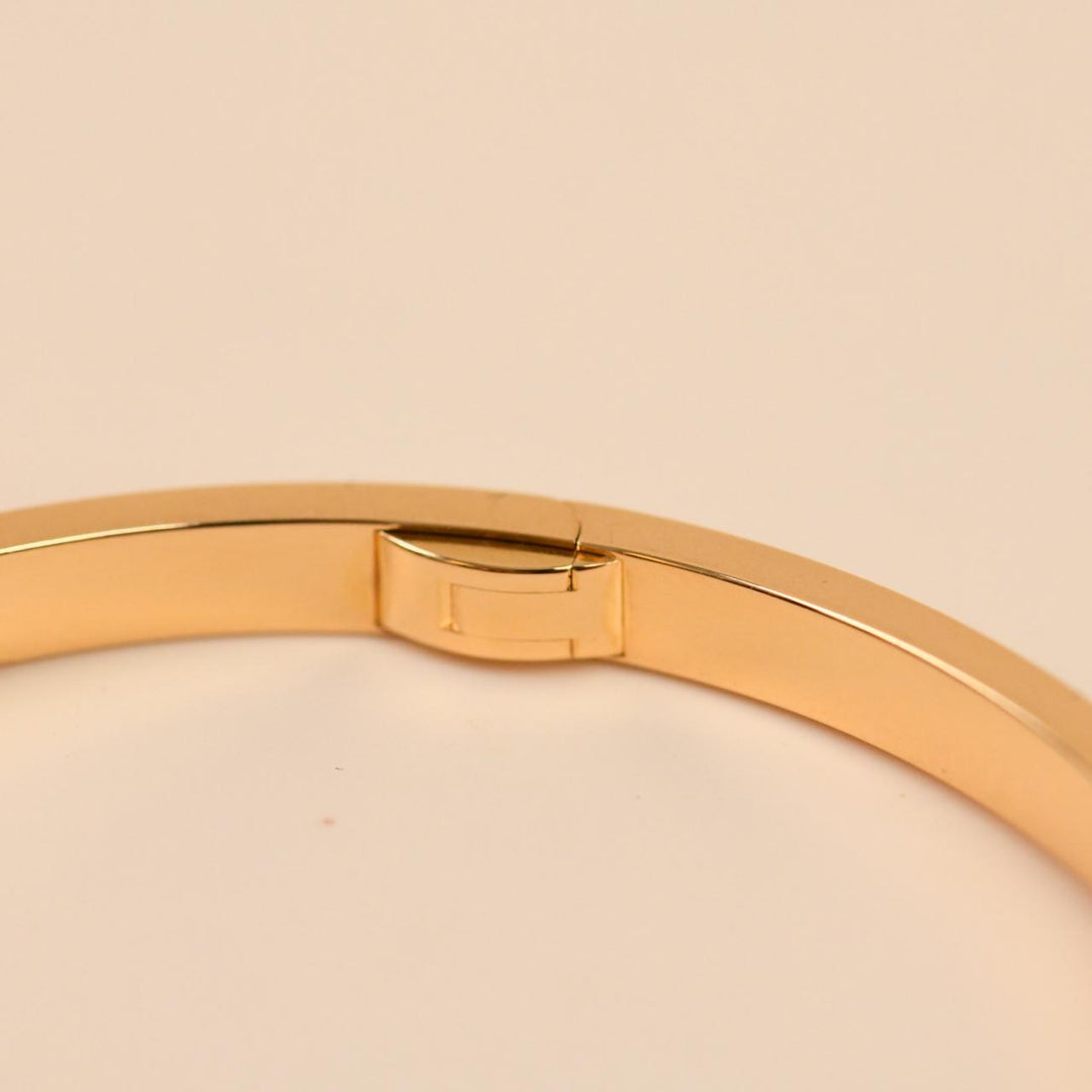Cartier Love Bracelet Small Model 18K Yellow Gold Size 18