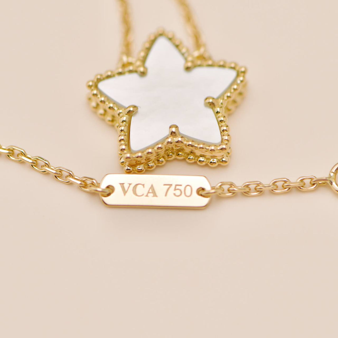 Second Hand Authentic VCA Alhambra 2008 Holiday Necklace Mother of Pearl 18K Yellow Gold