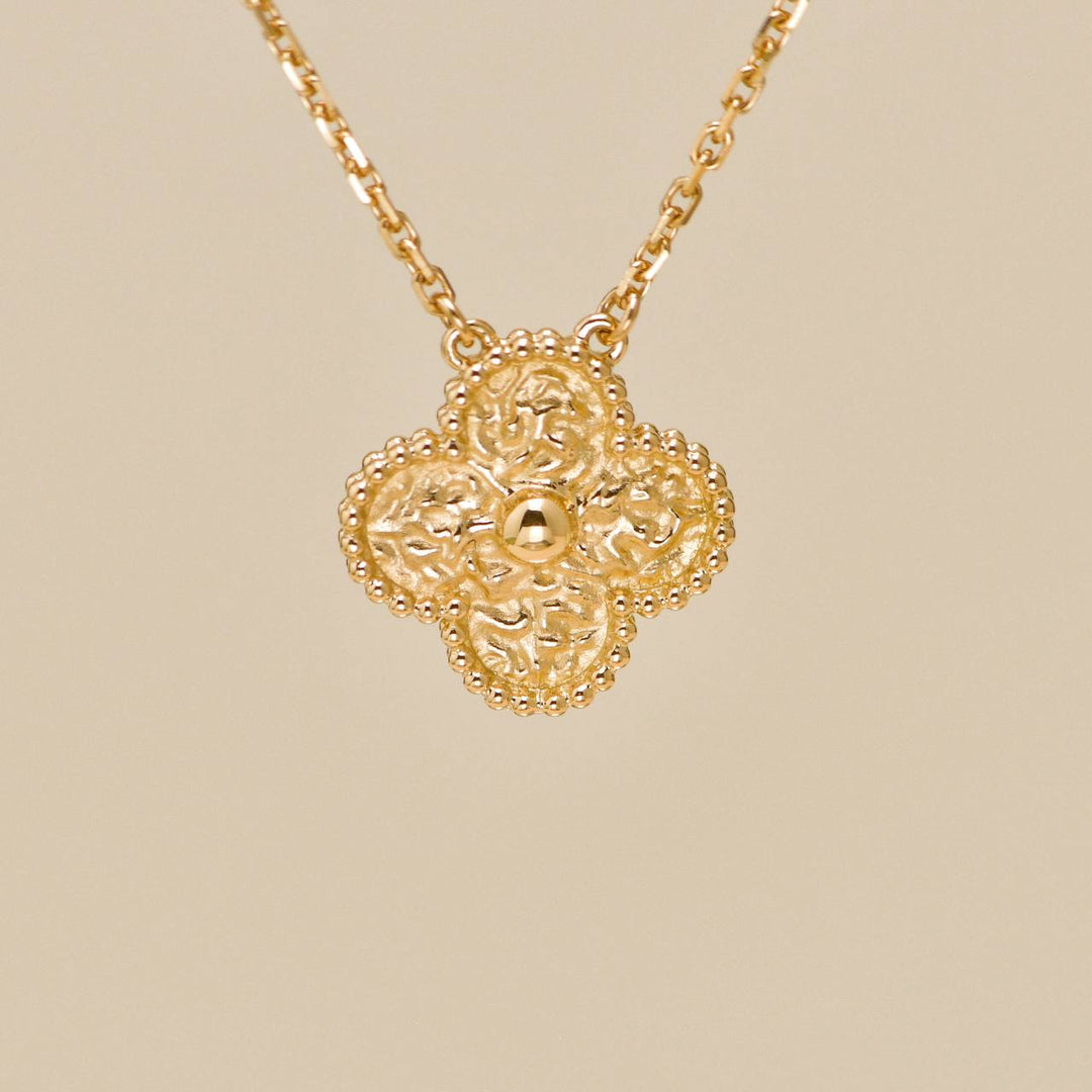 Authentic Van Cleef & Arpels Vintage Alhambra Hammered 18K Yellow Gold Necklace