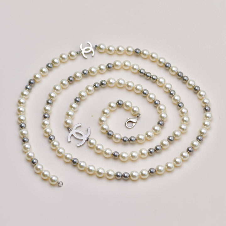 Preloved Chanel CC Sautoir Faux Pearl Long Chain Necklace