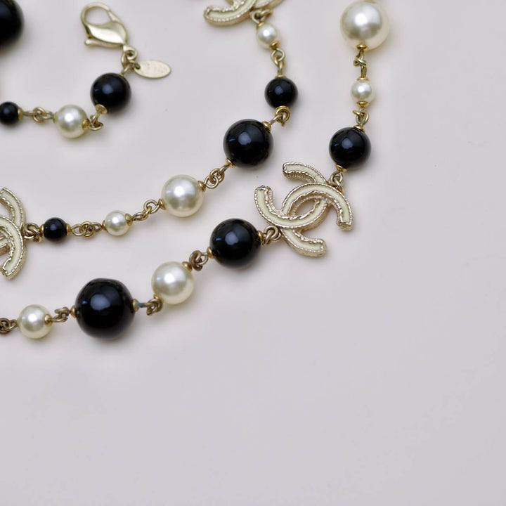 Preloved Chanel CC Faux Pearl & Black Beads Baroque Sautoir Necklace