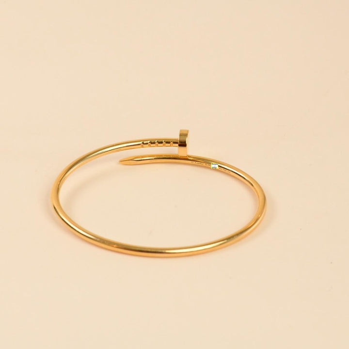 Authentic Cartier Juste un Clou Bracelet Small Model 18K Yellow Gold Size 15