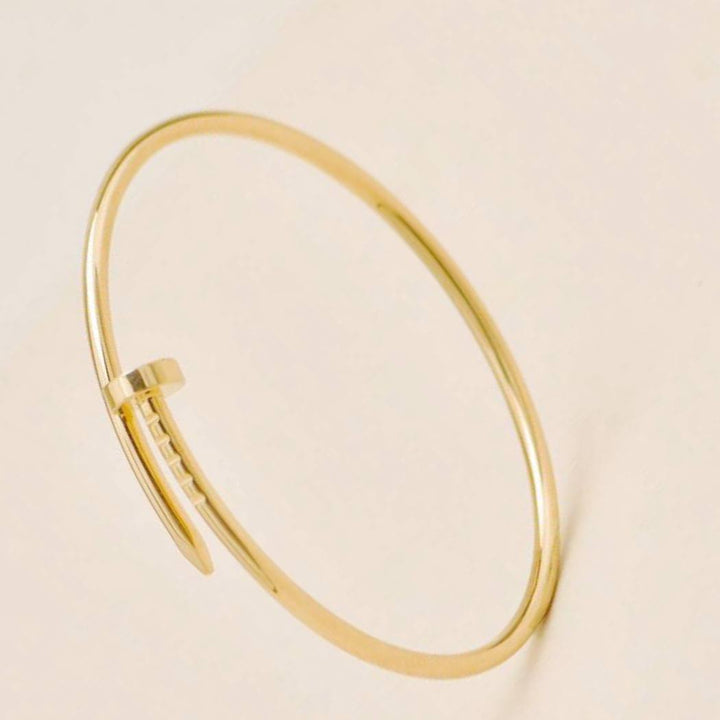 Second Hand Authentic Cartier Juste un Clou small model bracelet 18K yellow gold size 18