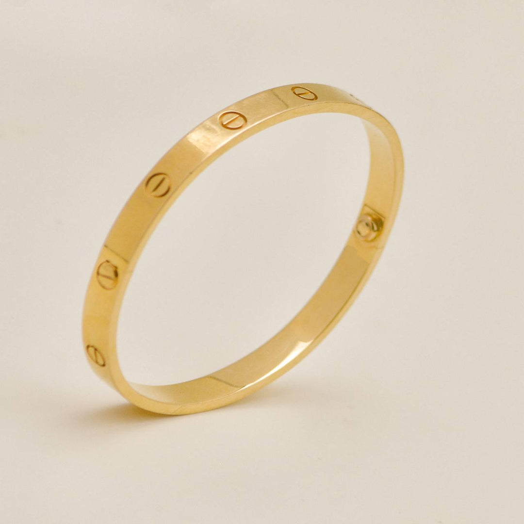 Cartier Love Bracelet Classic Model 18K Yellow Gold Size 19